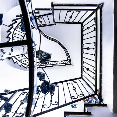 帕西提亚波西塔诺艺术酒店 4*