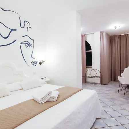 帕西提亚波西塔诺艺术酒店