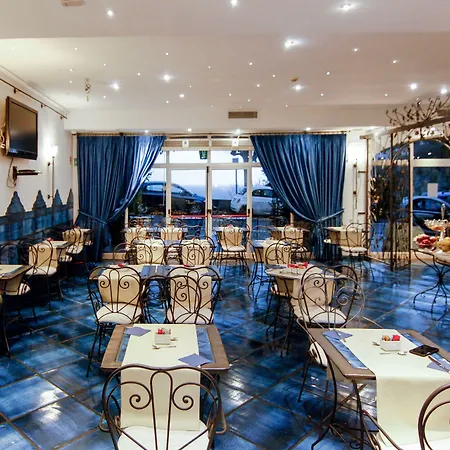 מלון Art Pasitea