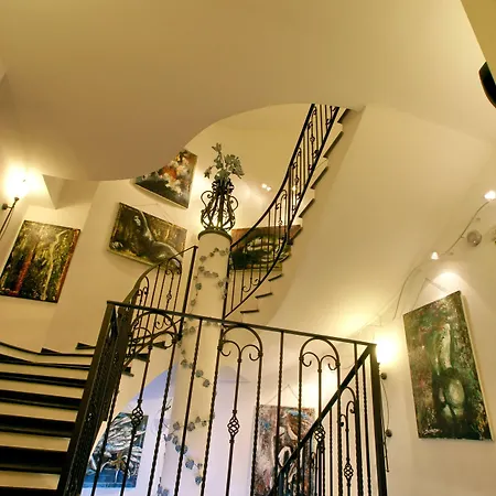 帕西提亚波西塔诺艺术酒店 4*