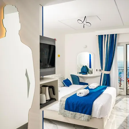 Art Pasitea Szálloda 4*