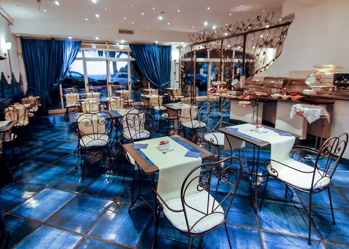 아트 파시티아 호텔 4*